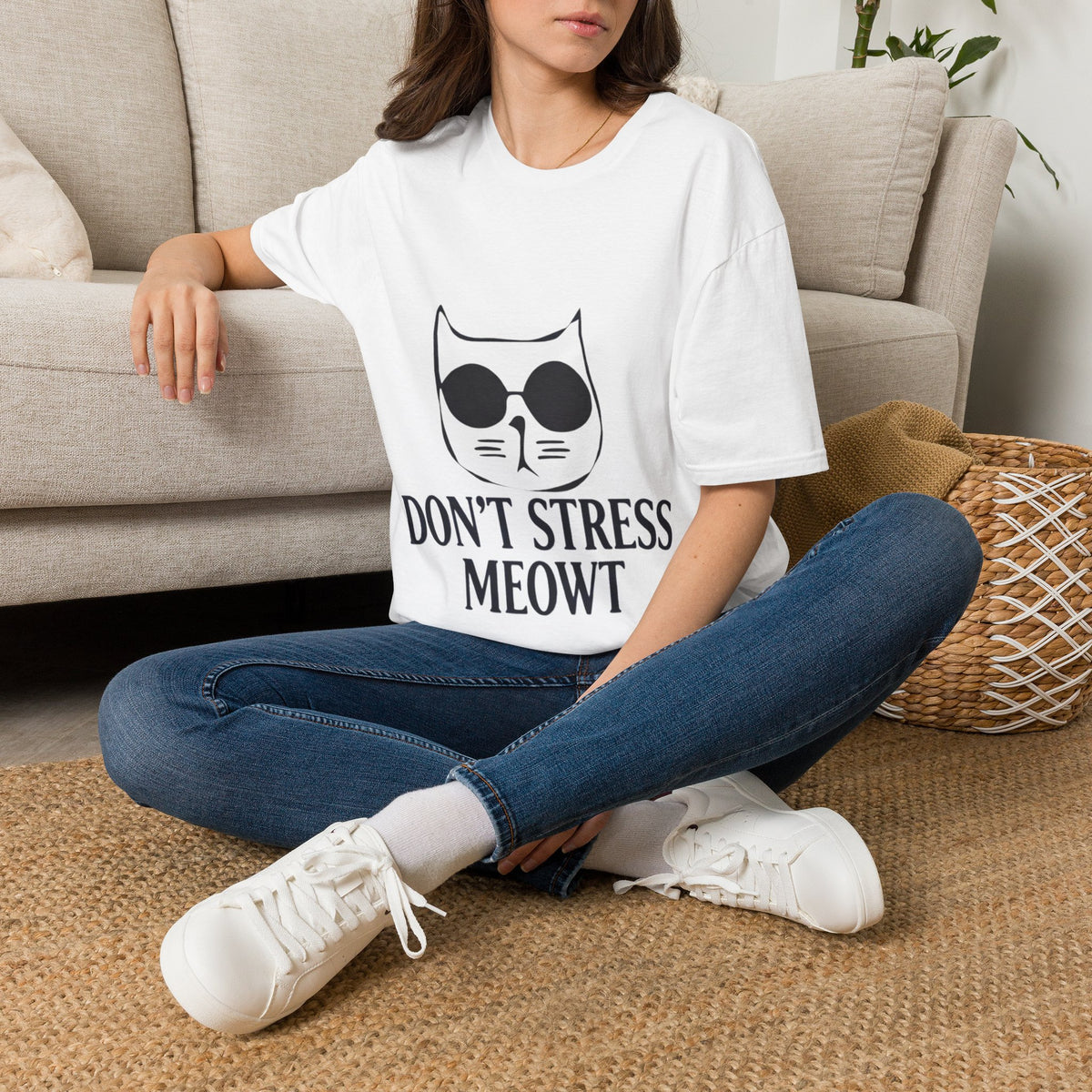 Cat Graphic Adult T-Shirt — "Don't Stress Meowt" Relaxed Tee for Cat Lovers