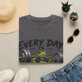 Weightlifting Frog Adult T‑Shirt — "Every Day Is Leg Day" Graphic Tee